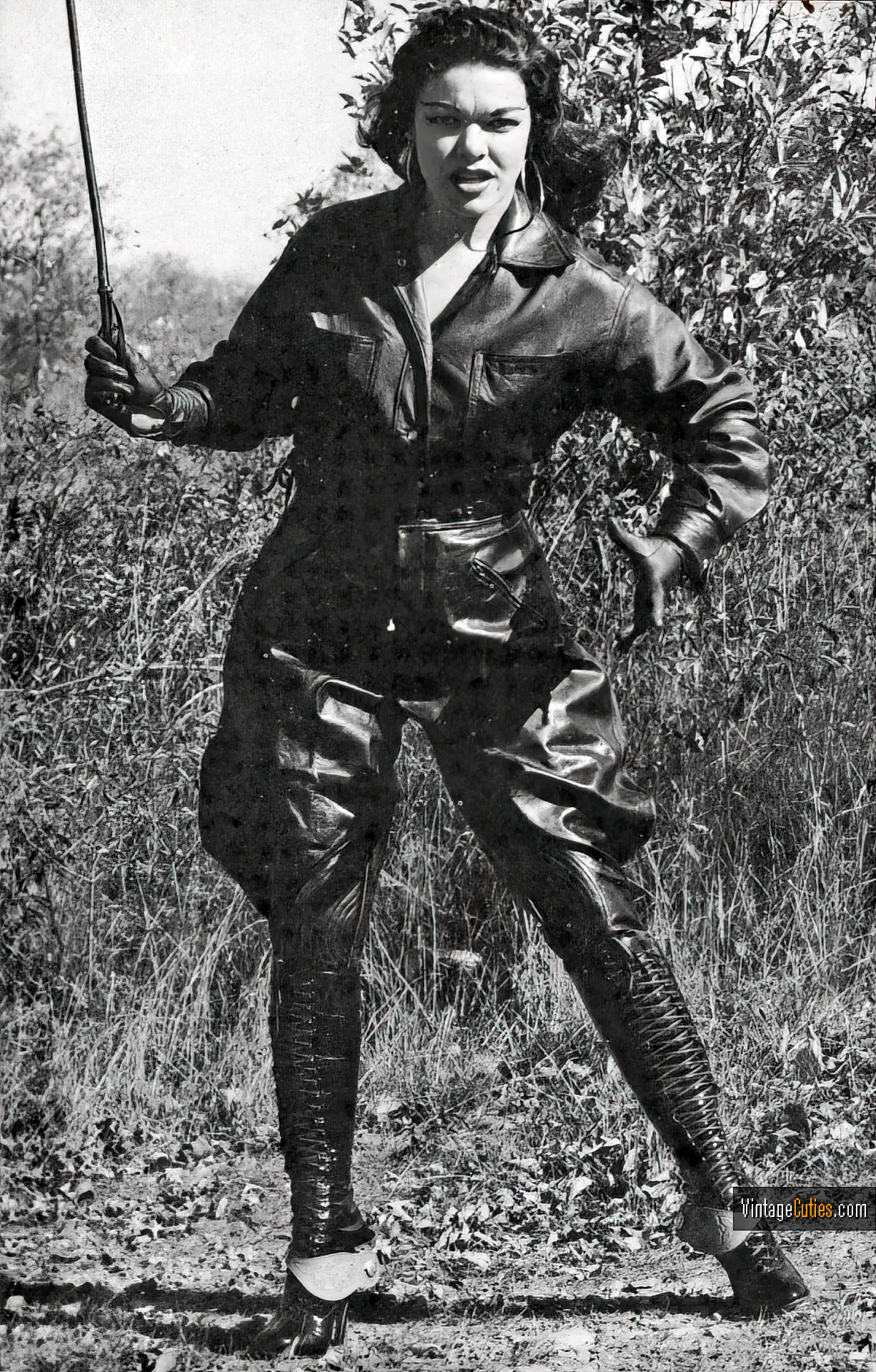 Kinky Tana Louise in sexy outfit ready to use her whip