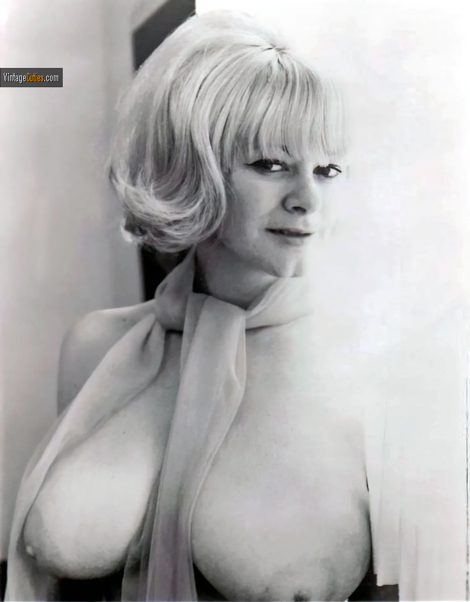 Candy Morrison aka Darlene Grey with soft tits wearing a scarf